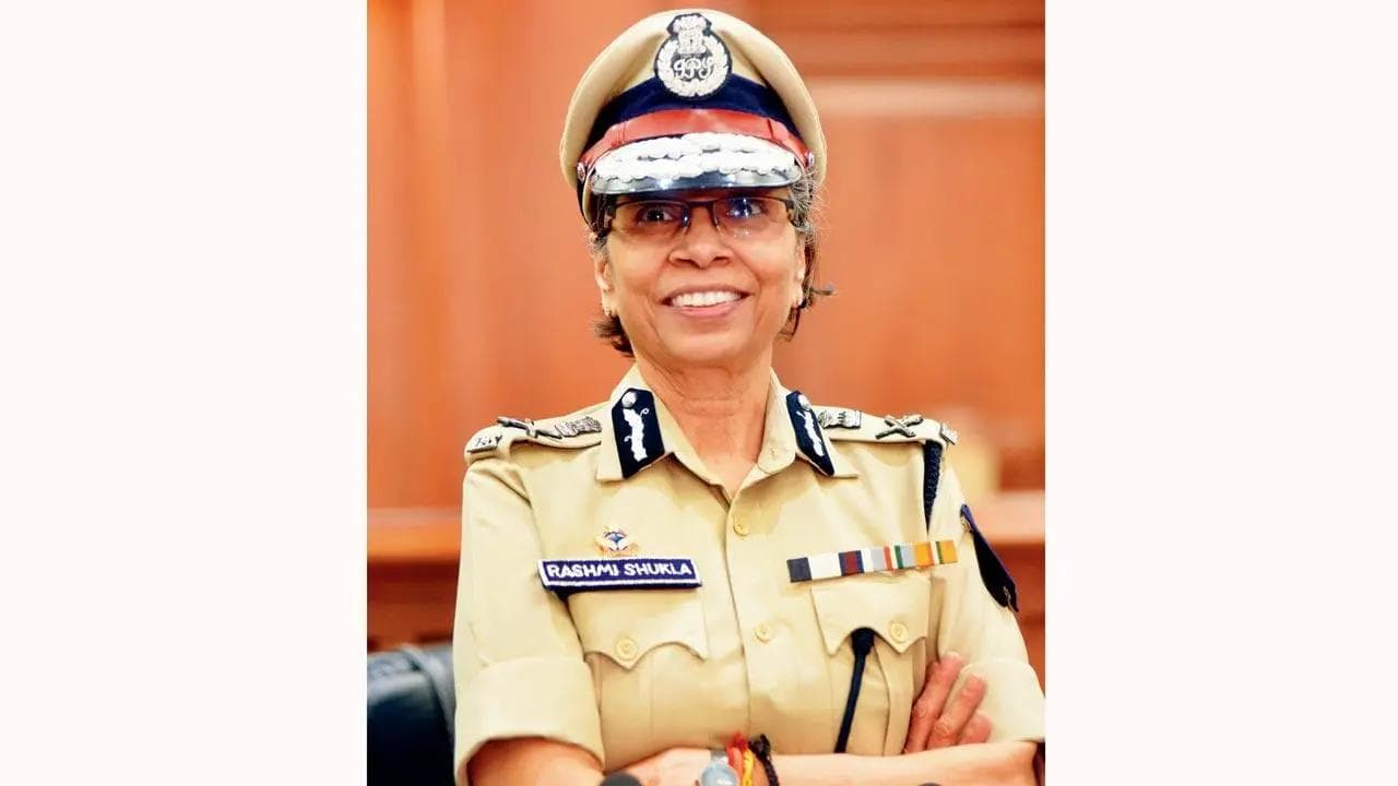 Election Commission Orders Immediate Transfer of Maharashtra DGP Rashmi Shukla Amid Opposition Allegations