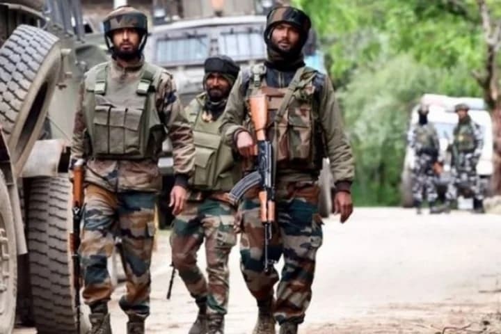 Indian Army Foils Infiltration Attempt in Jammu and Kashmirs Kupwara, Neutralizes Two Terrorists