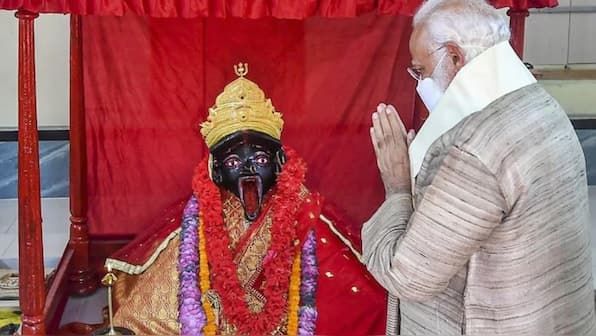 Crown Stolen from Bangladesh's Jeshoreshwari Kali Temple: Gift from PM Modi Disappears in Broad Daylight